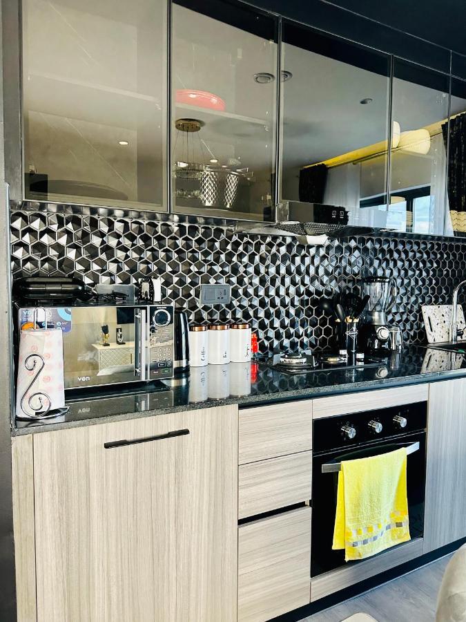 Escada Next Level Luxurious Home ナイロビ エクステリア 写真