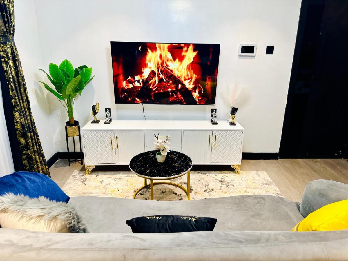 Escada Next Level Luxurious Home ナイロビ エクステリア 写真