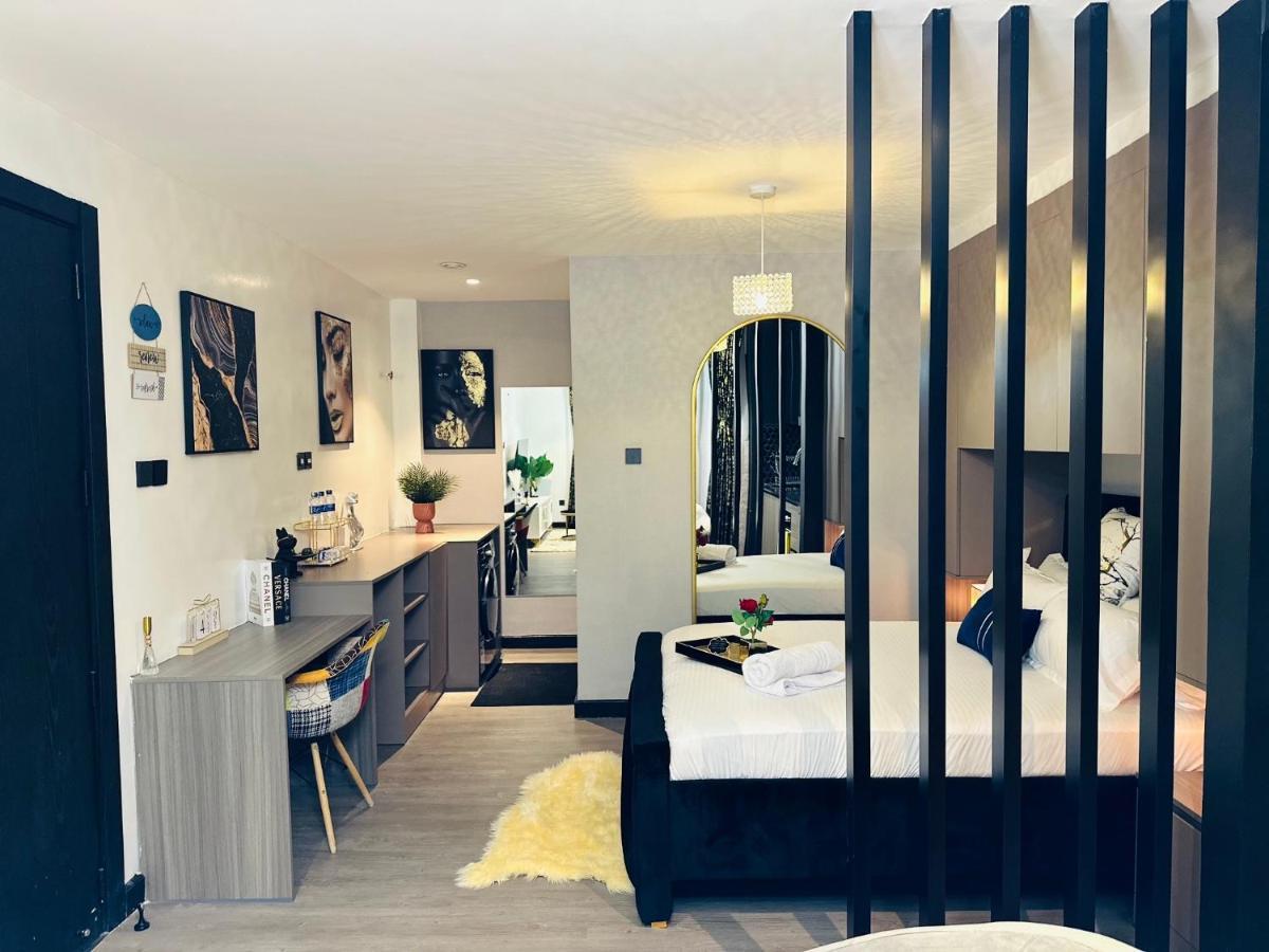 Escada Next Level Luxurious Home ナイロビ エクステリア 写真